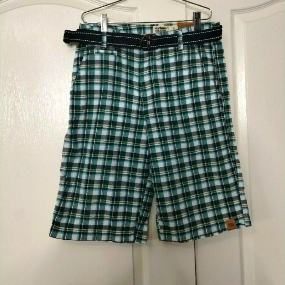 Urban Pipeline Boy Shorts Size 18  plaid green blue white yellow with belt